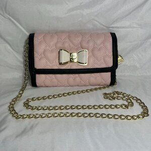 Betsey Johnson Clutch Purse – Cute and Chic!